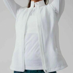 NWT Athleta Evolve Fleece Vest in White - Medium